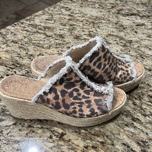Leopard wedge shoes